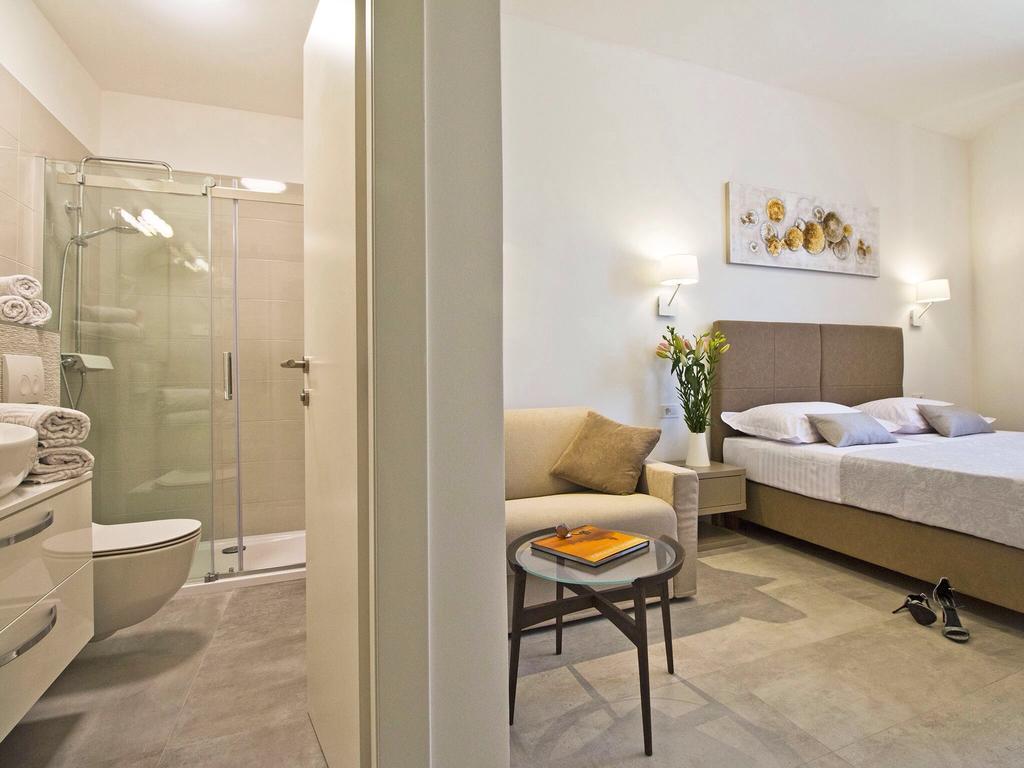Luxury Rooms Pino Сплит Экстерьер фото
