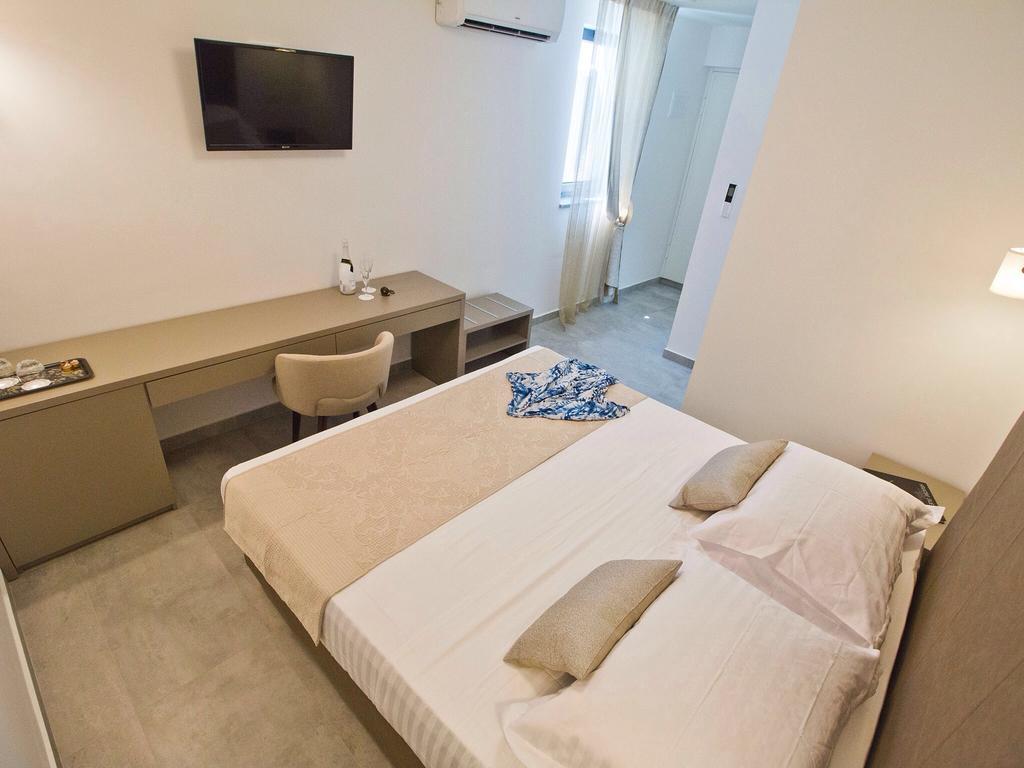 Luxury Rooms Pino Сплит Экстерьер фото