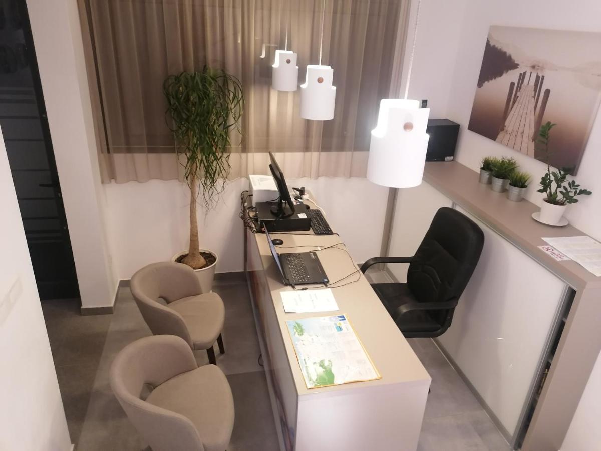 Luxury Rooms Pino Сплит Экстерьер фото