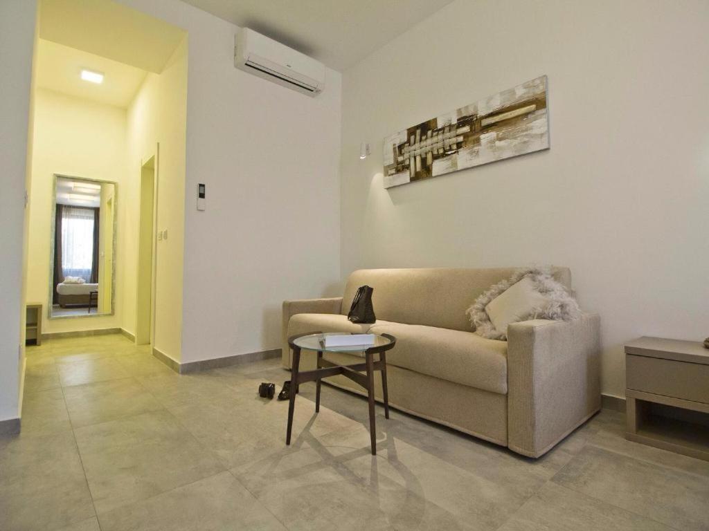 Luxury Rooms Pino Сплит Экстерьер фото